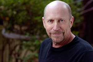 Social Media, CX, and Lessons From Working With Steve Jobs: LiveWorld's Peter Friedman on Marketing Smarts [Podcast]