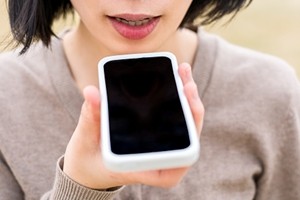 Why and How to Adapt Your Marketing to Voice Search This Year