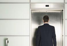 Three Reasons to Ditch the Elevator Pitch